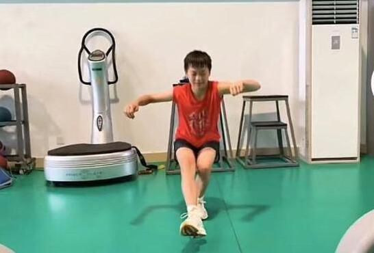 亚州三级视频